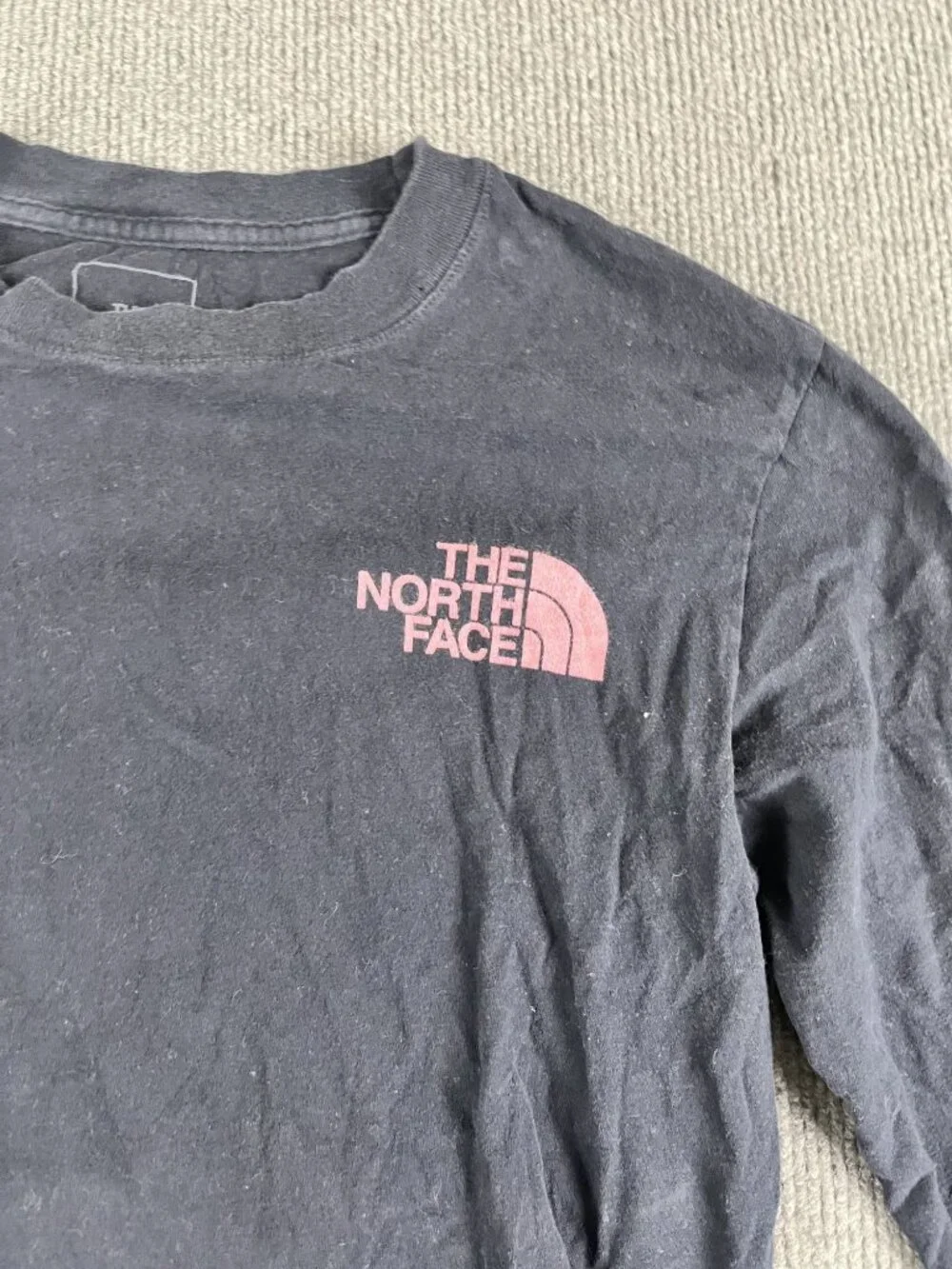 The North Face Mens Blue Long Sleeve Graphic Tee Size S